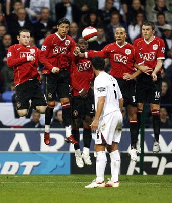 cristiano-ronaldo-01-2006-10-31.avif