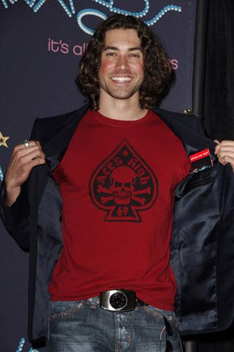 ace-young-02-2006-7-3.avif