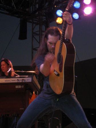 bo-bice-01-2006-7-17.avif