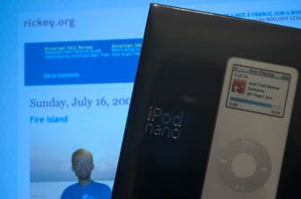 ipod-nano-01-2006-7-16.avif