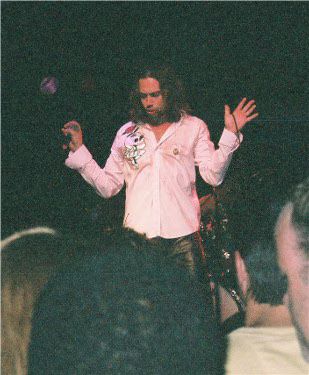 constantine-maroulis-03-2006-8-18.avif