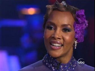 vivica-fox-02-2006-9-13.avif