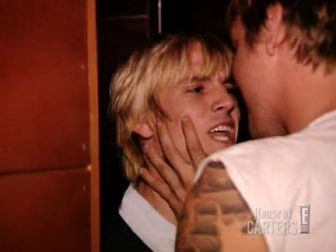 aaron-carter-04-2006-10-05.avif