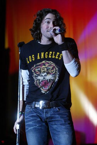 ace-young-02-2006-10-09.avif