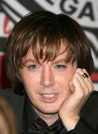 clay-aiken-08-2006-10-10.avif