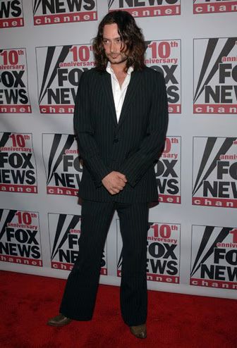 constantine-maroulis-05-2006-10-08.avif