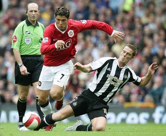 cristiano-ronaldo-02-2006-10-08.avif