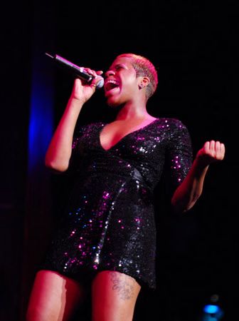 fantasia-barrino-02-2006-11-02.avif