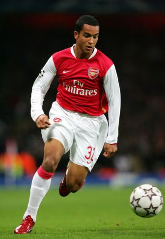 theo-walcott-02-2006-11-22.avif