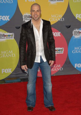 chris-daughtry-01-2006-12-11.avif