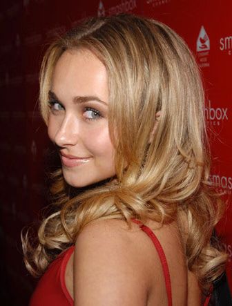 hayden-panettiere-03-2006-12-20.avif