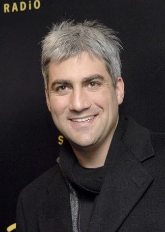 taylor-hicks-03-2006-12-05.avif