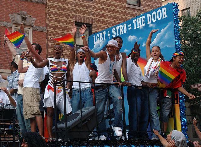 Queeryouth062605