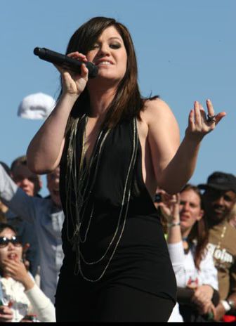 Kelly Clarkson