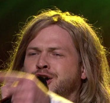 Robbie Carrico American Idol Wig