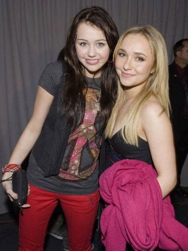 Hayden Panettiere is HOT