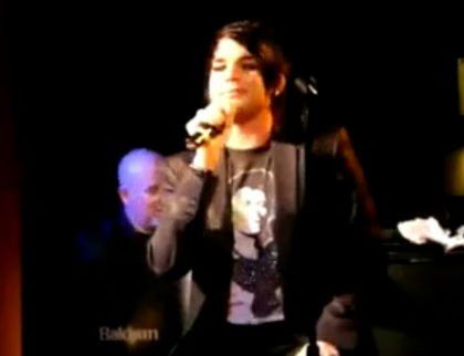 adam-lambert-01-2009-04-27.avif