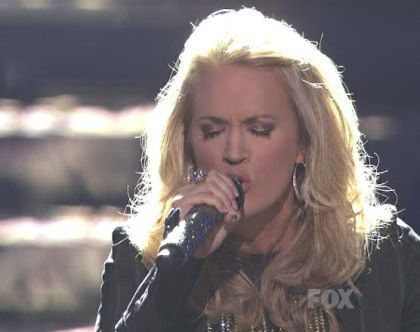 carrie-underwood-01-2009-05-19.avif