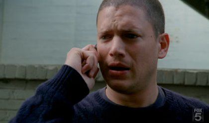 wentworth-miller-01-2009-05-10.avif