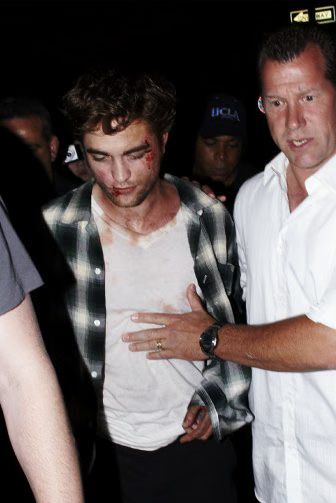 90623NG1_PATTINSON_B_GR_1.avif
