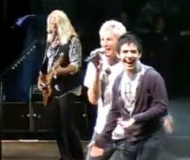 david-archuleta-reo-01-2009-06-02.avif