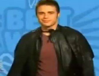 kris-allen-01-2009-06-04.avif