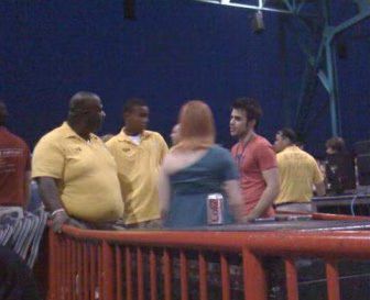 kris-allen-fray-01-2009-06-15.avif