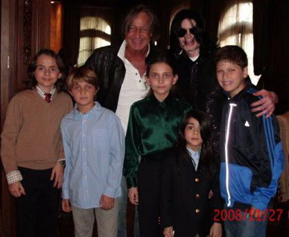 blanket-jackson.avif