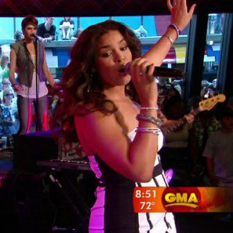 jordin-sparks-01-2009-07-20.avif