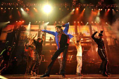 michael-jackson-01-2009-07-02.avif