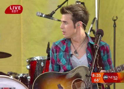 kris-allen-01-2009-08-07.avif