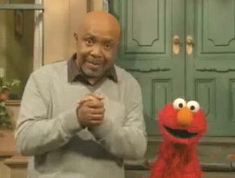 elmo-01-2009-09-01.avif