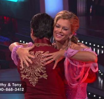 Kathy Ireland and Tony Dovolani - Quickstep