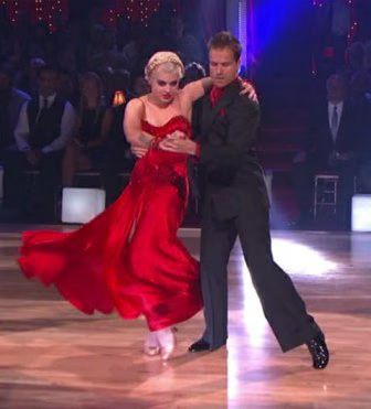 Kelly Osbourne and Louis Van Amstel - Tango
