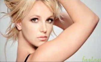 Britney Spears 3 -01-2009-10-30.jpg
