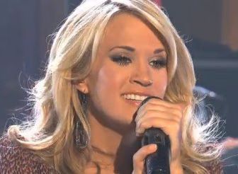 carrie-underwood-01-2009-10-20.avif