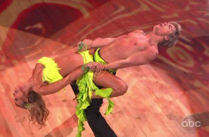 Joanna Krupa and Derek Hough - Lambada