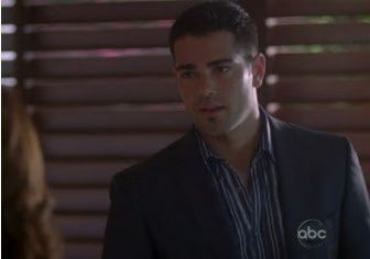 desperate-housewives-01-2009-10-19.avif