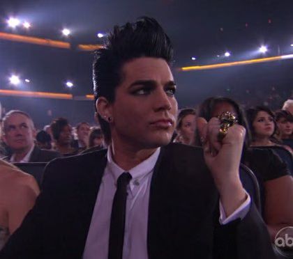 Adam Lambert AMA Audience 01-2009-11-22.jpg
