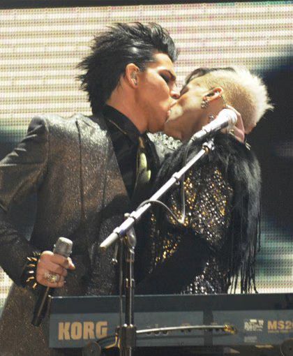 Adam Lambert Performance French Kiss AMAs.jpg