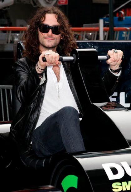 Constantine Maroulis 03-2009-11-20.jpg