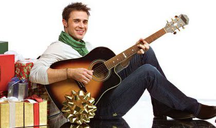 Kris Allen USA Weekend 01-2009-11-29.jpg