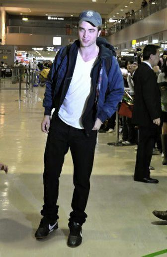 Robert Pattinson 02-2009-11-01.jpg