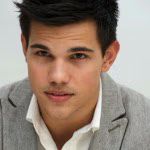 Taylor Lautner New Moon 04-2009-11-08
