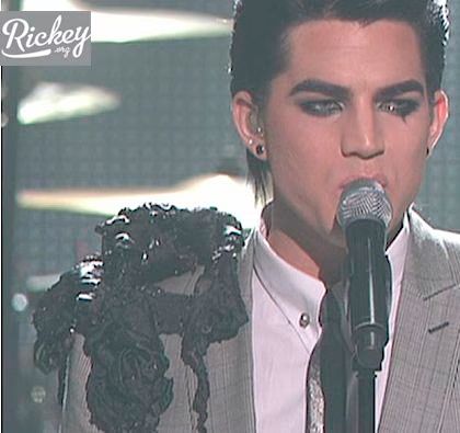 Adam Lambert Tar SYTYCD 01-2009-12-16.jpg