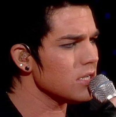 Adam Lambert The View 01-2009-12-10.jpg