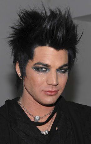 Adam Lambert VEVO 01-2009-12-09.jpg
