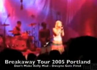 Kelly Clarkson Dwayne Leary Fired 01-2009-12-31.jpg
