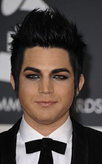 Adam Lambert Grammys 02-2010-01-31.jpg