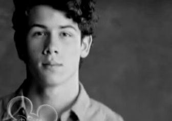 Nick Jonas and the Admistration 01-2010-01-02.jpg